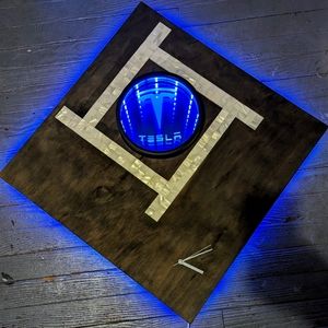 Tesla LED Infinity Mirror Wall Clock Modern Art Optical Illusion Pearl Mosaic